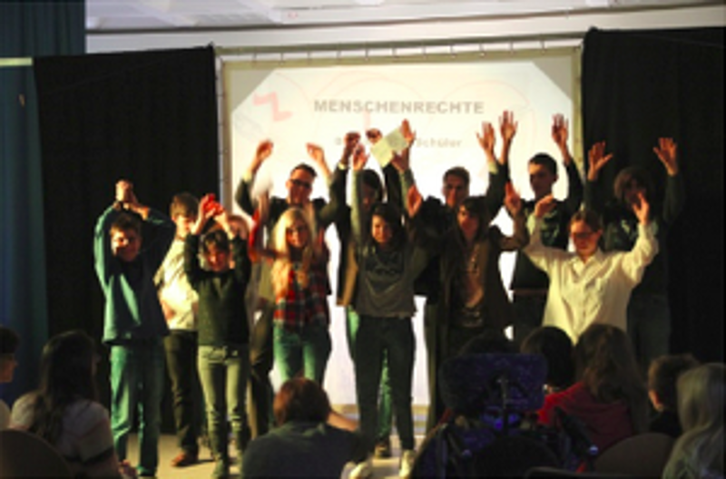 Modernes politisches Theater